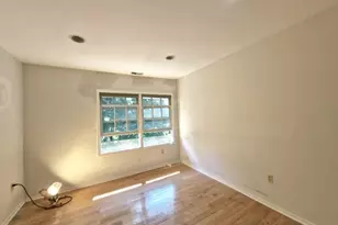 8 Beacon Hill Commons, Pompton Lakes, NJ 07442 - Photo 14