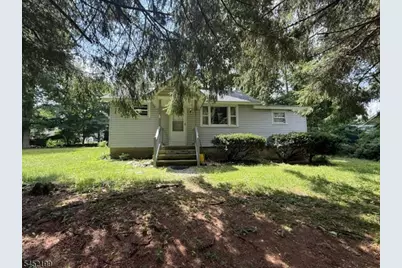 103 Edgewood Ln, Vernon, NJ 07422 - Photo 1