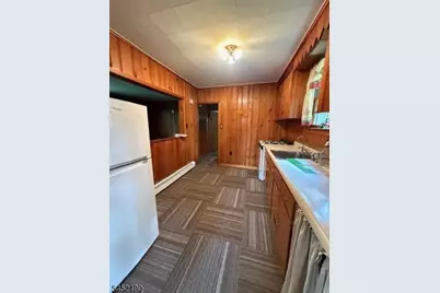 103 Edgewood Ln, Vernon, NJ 07422 - Photo 12