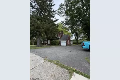 1016 Valley Rd, Wayne, NJ 07470 - Photo 4