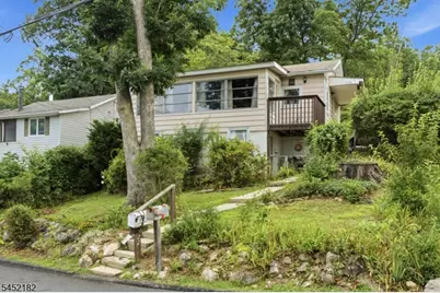 22 Alpine Dr, Jefferson Township, NJ 07849 - Photo 4
