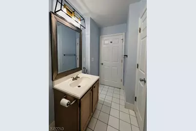 202 Rip Van Dam Ct, Montgomery Township, NJ 08502 - Photo 30