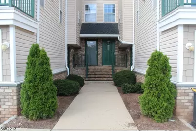 202 Rip Van Dam Ct, Montgomery Township, NJ 08502 - Photo 2