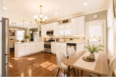 52 Hollywood Ave, Hillside, NJ 07205 - Photo 4