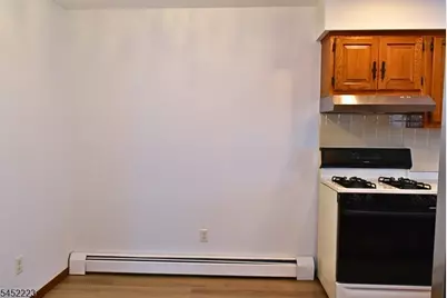 28 Elmhurst St #1, Elmwood Park, NJ 07407 - Photo 10