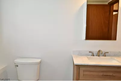 28 Elmhurst St #1, Elmwood Park, NJ 07407 - Photo 22