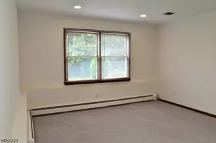 28 Elmhurst St, Elmwood Park, NJ 07407 - Photo 4