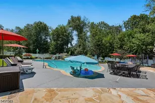 196 Hawthorne Dr, Clark Township, NJ 07066 - Photo 26