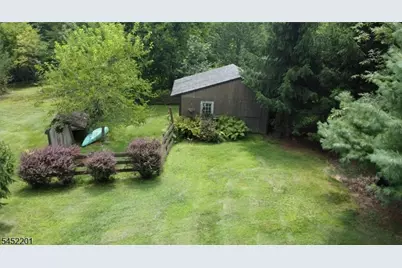 68 Birch Ridge Rd, Hardwick Township, NJ 07825 - Photo 20