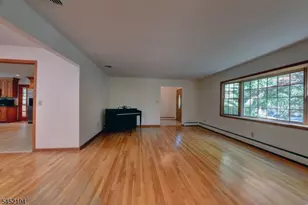 34 Knoll Rd, Wayne, NJ 07470 - Photo 2