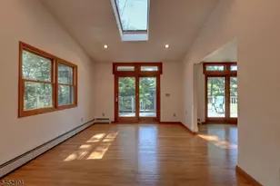 34 Knoll Rd, Wayne, NJ 07470 - Photo 8