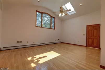 34 Knoll Rd, Wayne, NJ 07470 - Photo 26