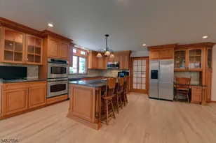 34 Knoll Rd, Wayne, NJ 07470 - Photo 10