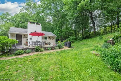 9 Albert St, West Milford, NJ 07480 - Photo 22