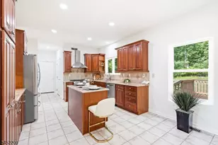 9 Stirrup Way, Franklin Township, NJ 08540 - Photo 12
