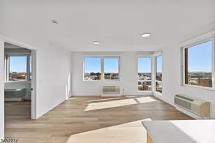 39 Madison St, Newark, NJ 07105 - Photo 16