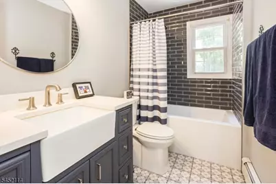 10 Holly Dr, Denville, NJ 07834 - Photo 26