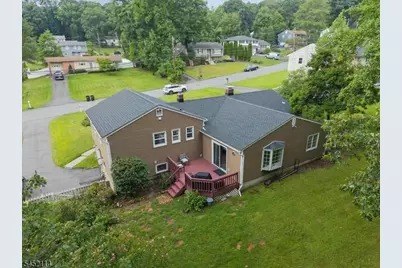 10 Holly Dr, Denville, NJ 07834 - Photo 40
