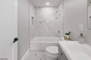 1221 Charter St, Piscataway Township, NJ 08854 - Photo 14