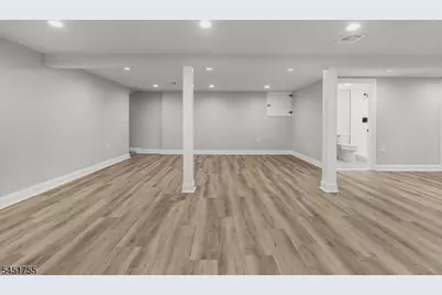 1221 Charter St, Piscataway Township, NJ 08854 - Photo 28