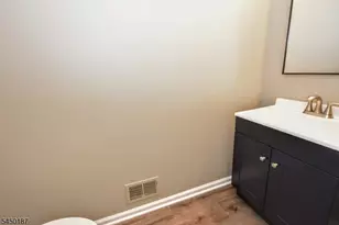 311 Cambridge Dr, Butler, NJ 07405 - Photo 8