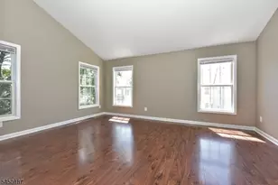 311 Cambridge Dr, Butler, NJ 07405 - Photo 14