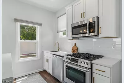 274 Brighton Ave, East Orange, NJ 07017 - Photo 18