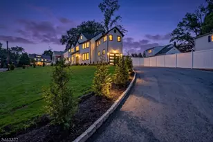 10 Shawnee Rd, Cranford Township, NJ 07016 - Photo 4