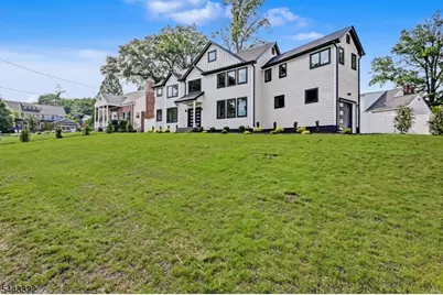 10 Shawnee Rd, Cranford Township, NJ 07016 - Photo 1