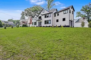 10 Shawnee Rd, Cranford Township, NJ 07016 - Photo 1