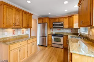 322 Richard Mine Rd, Rockaway Township, NJ 07885 - Photo 10