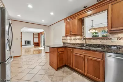 219 W 1st, Edison, NJ 08820 - Photo 10
