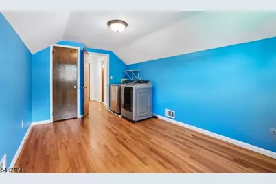 219 W 1st, Edison, NJ 08820 - Photo 30