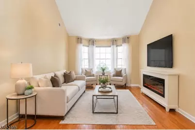24 Angela Way Ondo, Berkeley Heights Township, NJ 07922 - Photo 2