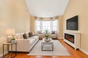 24 Angela Way Ondo, Berkeley Heights Township, NJ 07922 - Photo 2