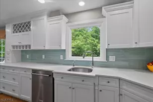 9 MacLeay Rd, Montville Township, NJ 07045 - Photo 10
