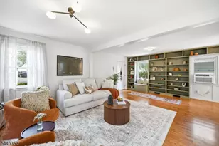 180 River Dr, Parsippany, NJ 07034 - Photo 6
