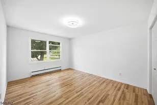 180 River Dr, Parsippany, NJ 07034 - Photo 22