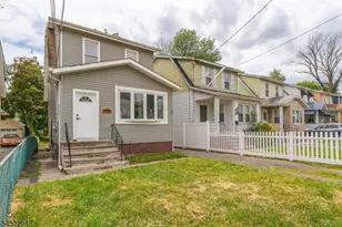124 Hillcrest Ave, Plainfield, NJ 07062 - Photo 1