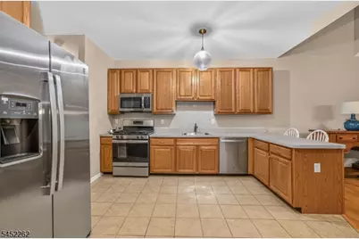5 Indian Plantation St, Raritan Township, NJ 08822 - Photo 6