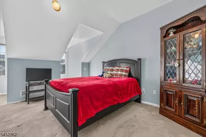 5 Indian Plantation St, Raritan Township, NJ 08822 - Photo 12