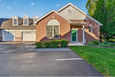 5 Indian Plantation St, Raritan Township, NJ 08822 - Photo 2
