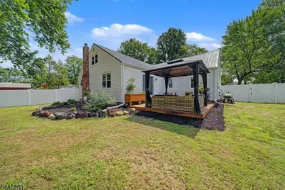 621 5th St, Belvidere, NJ 07823 - Photo 34