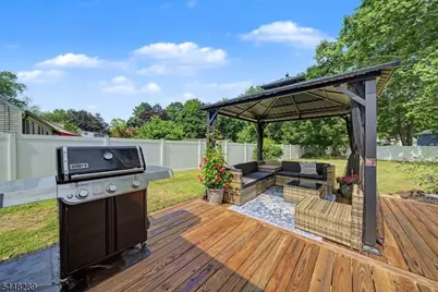 621 5th St, Belvidere, NJ 07823 - Photo 32