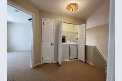 116 Wallace Ct, Green Brook Township, NJ 08812 - Photo 14