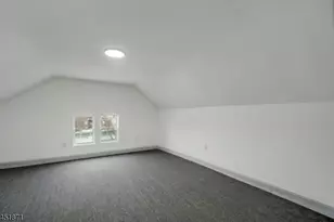 227 Snyder St, Orange, NJ 07050 - Photo 8