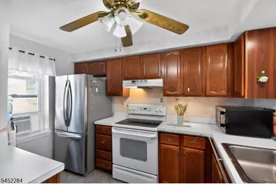 675 Bound Brook Rd, Dunellen, NJ 08812 - Photo 4