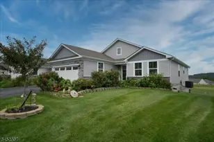 31 Lam Dr, Hardyston Township, NJ 07419 - Photo 2