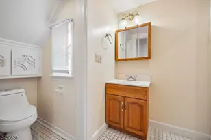 29 Brookfield Rd, Montclair, NJ 07043 - Photo 18