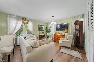 315 Elizabeth St, Orange, NJ 07050 - Photo 10